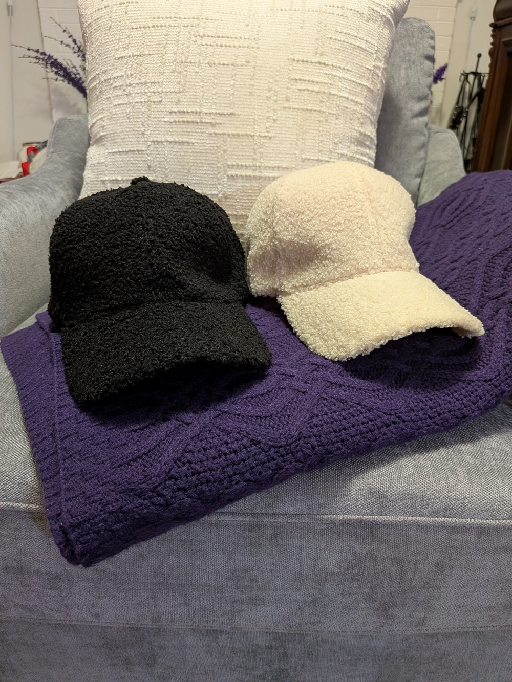 Cozy Bouclé Baseball Cap - Black & Cream